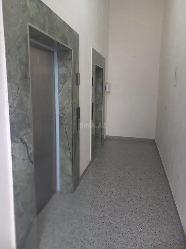Satılır 3 otaqlı mənzil 92 m²