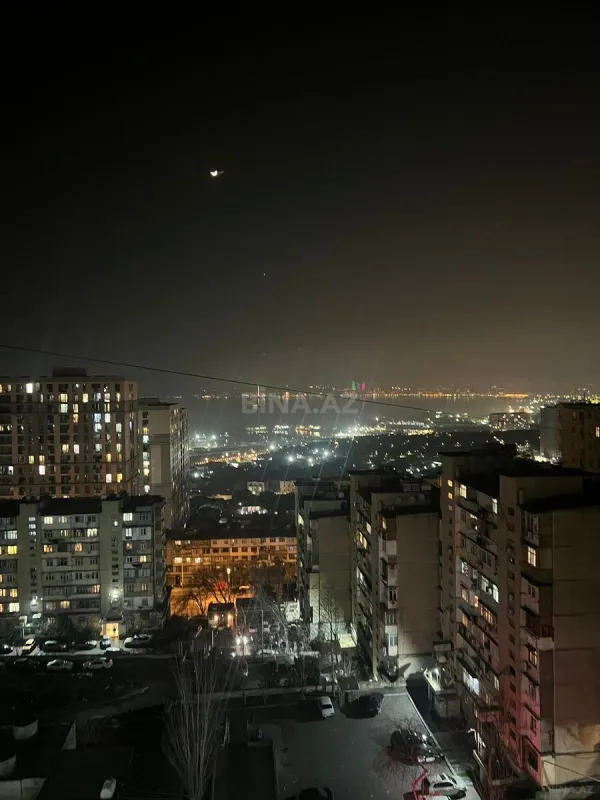 Satılır 4 otaqlı mənzil 100 m²