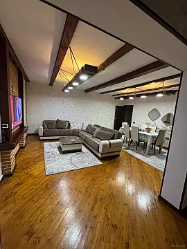 Satılır 4 otaqlı mənzil 100 m²