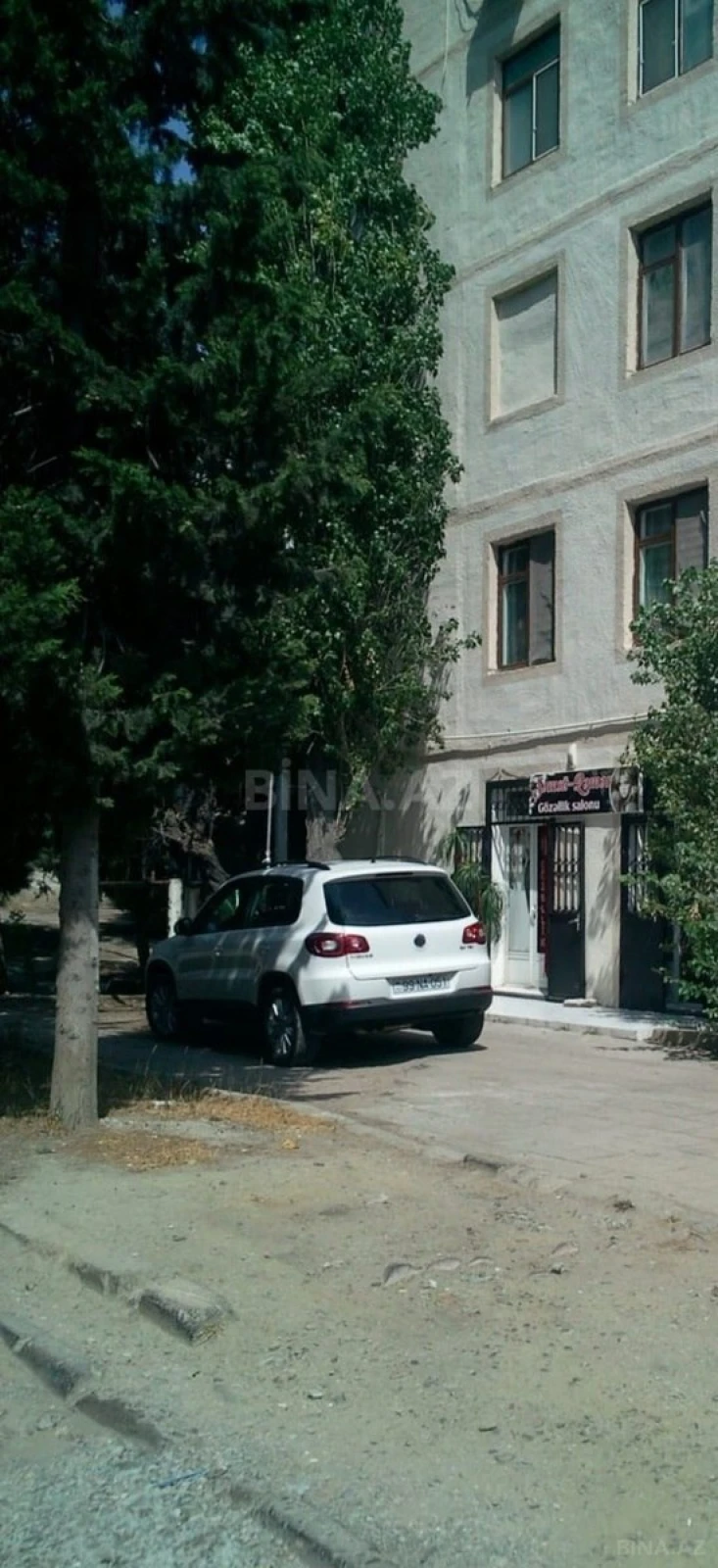 Satılır obyekt 42 m²