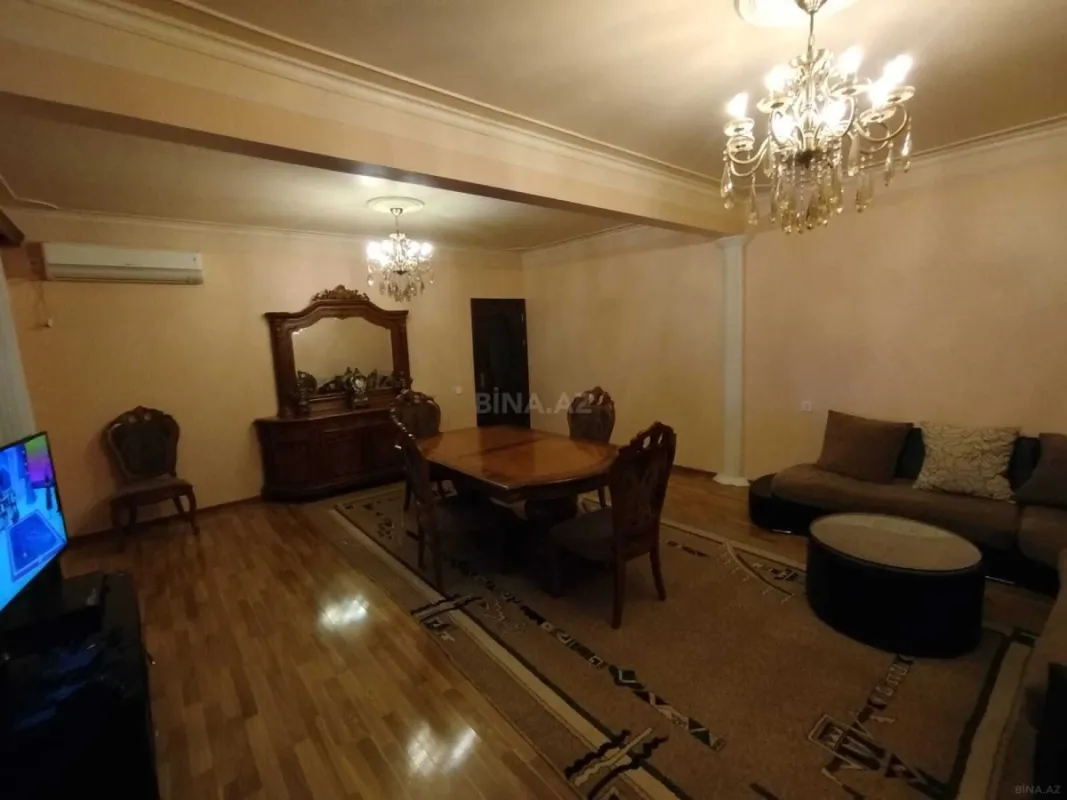 Kirayə verilir 5 otaqlı mənzil 110 m²