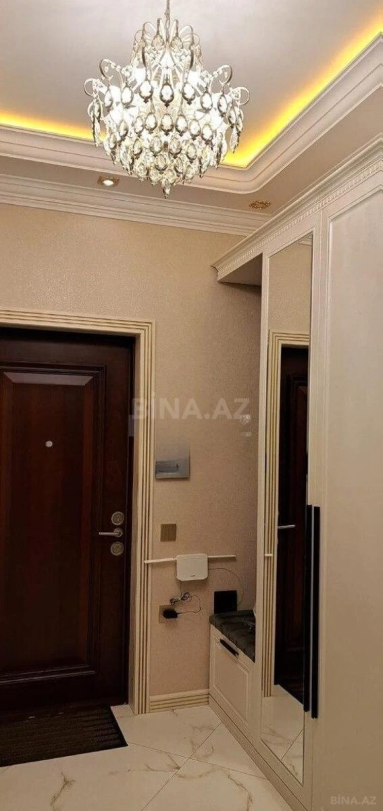 Kirayə verilir 2 otaqlı mənzil 70 m²