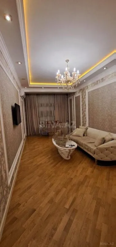 Kirayə verilir 2 otaqlı mənzil 70 m²