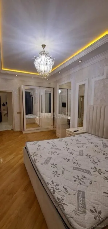 Kirayə verilir 2 otaqlı mənzil 70 m²