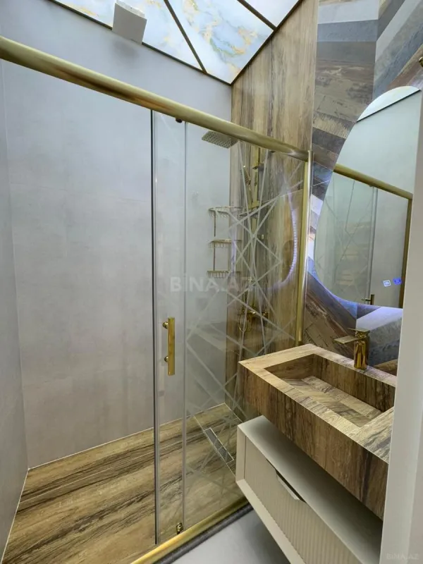 Satılır 2 otaqlı mənzil 84 m²