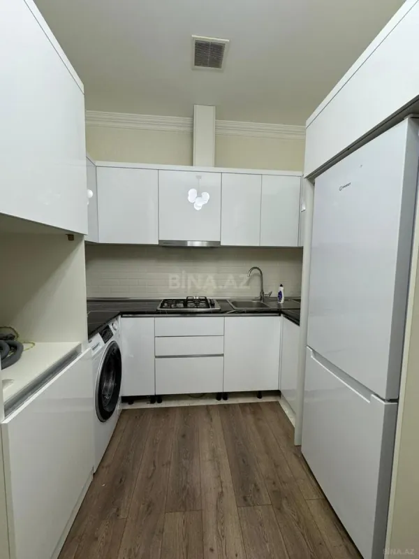 Satılır 2 otaqlı mənzil 64 m²