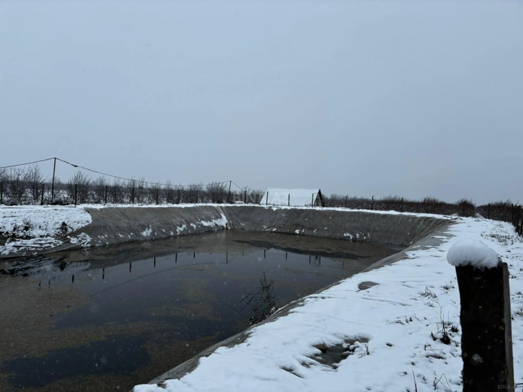 Satılır torpaq sahəsi 1400 m²