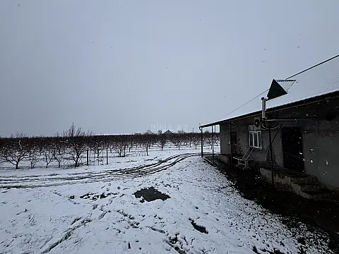 Satılır torpaq sahəsi 1400 m²