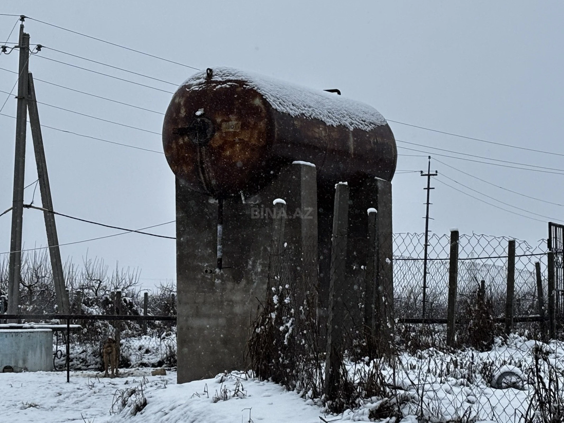 Satılır torpaq sahəsi 1400 m²