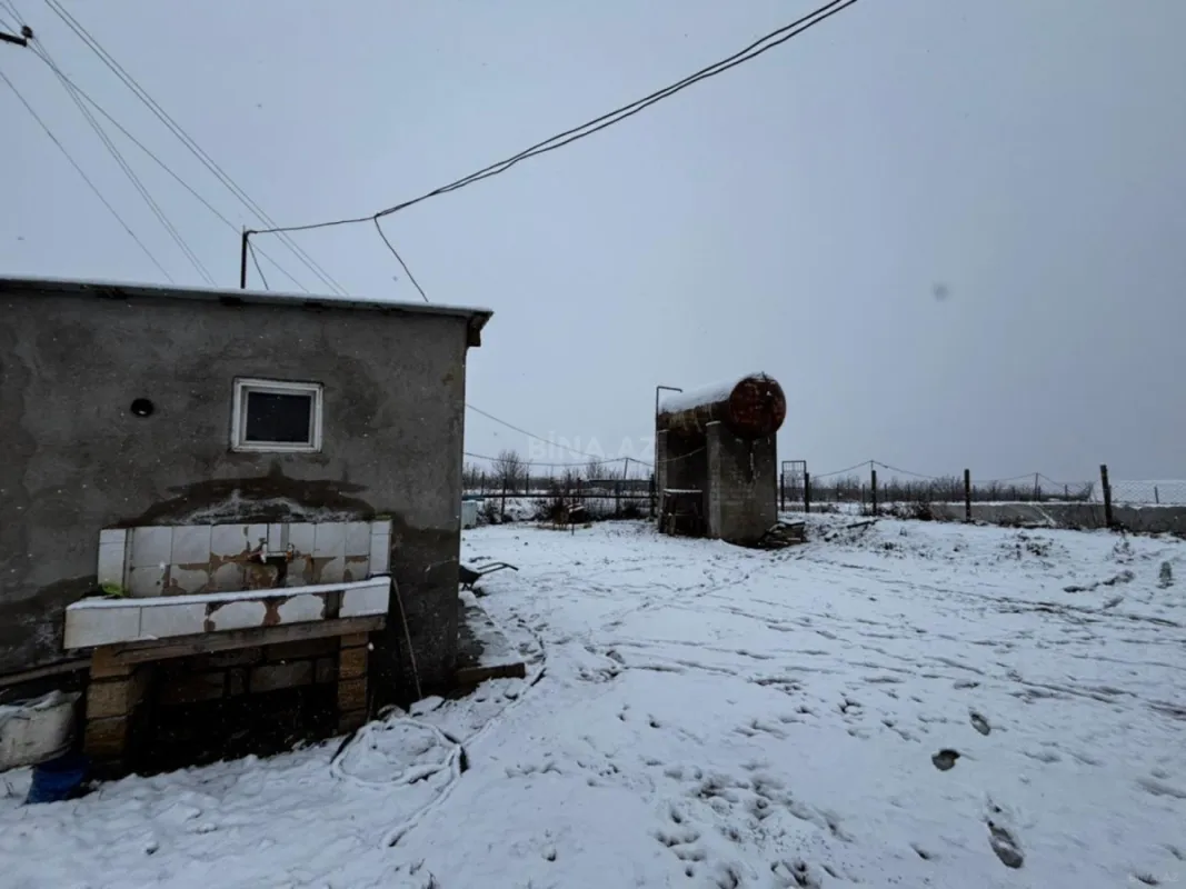 Satılır torpaq sahəsi 1400 m²