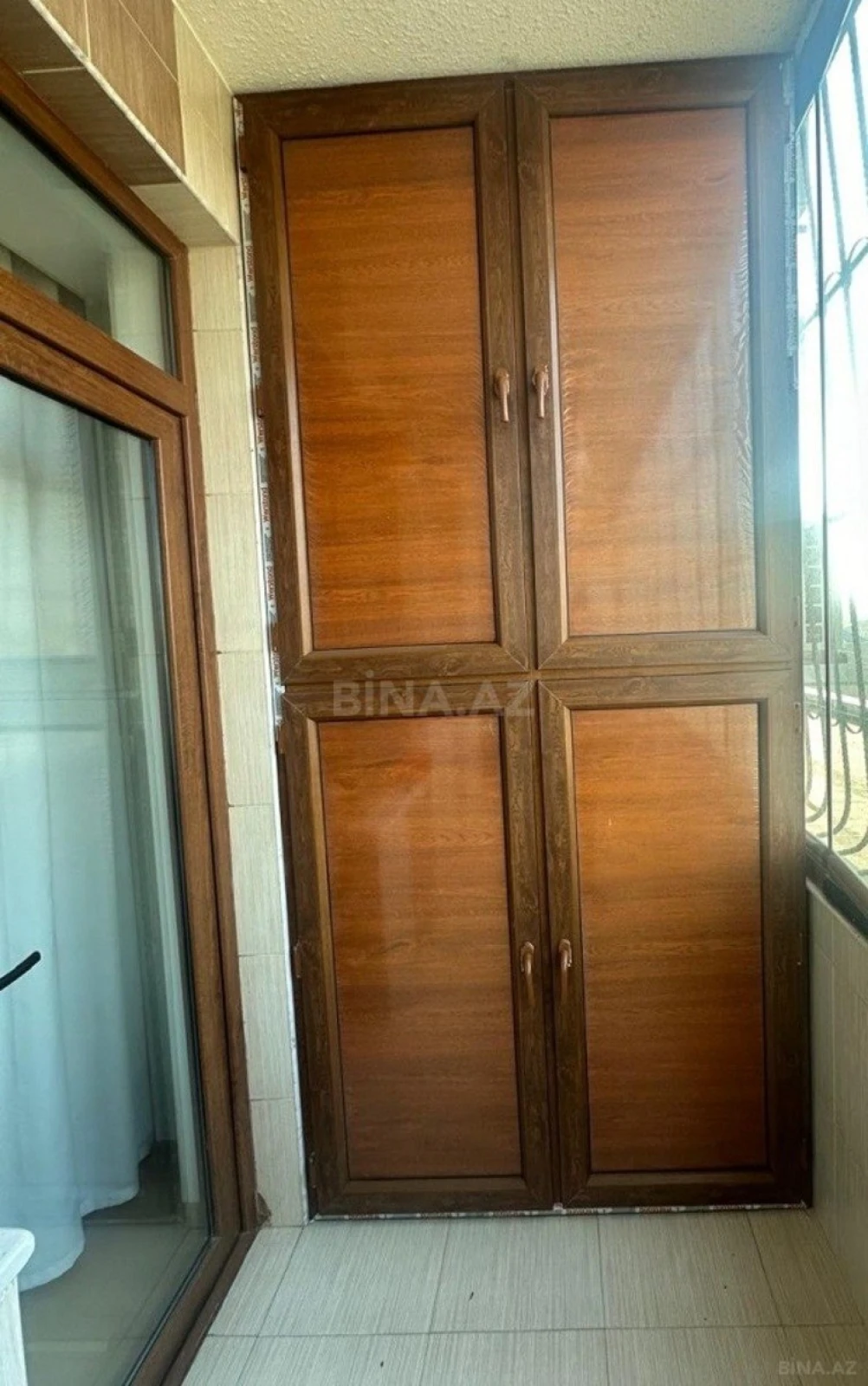 Satılır 2 otaqlı mənzil 90 m²