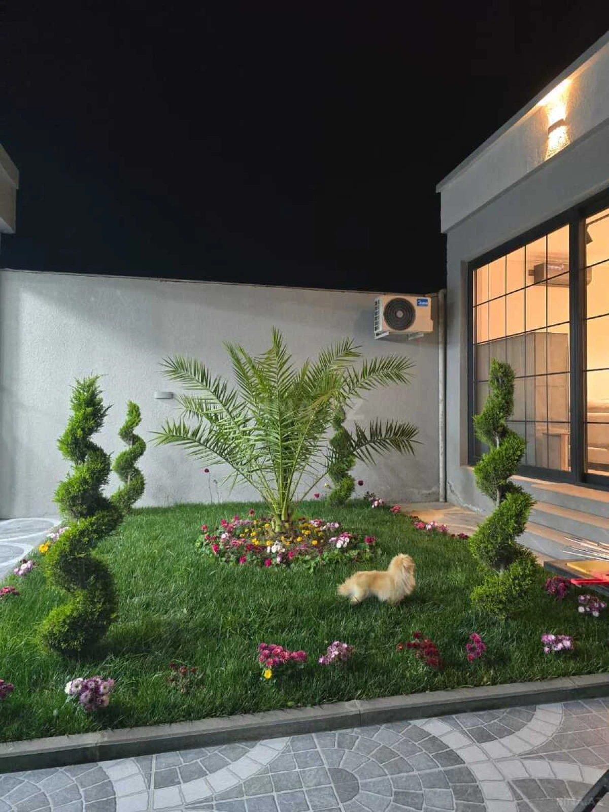 Satılır 5 otaqlı həyət evi 250 m²