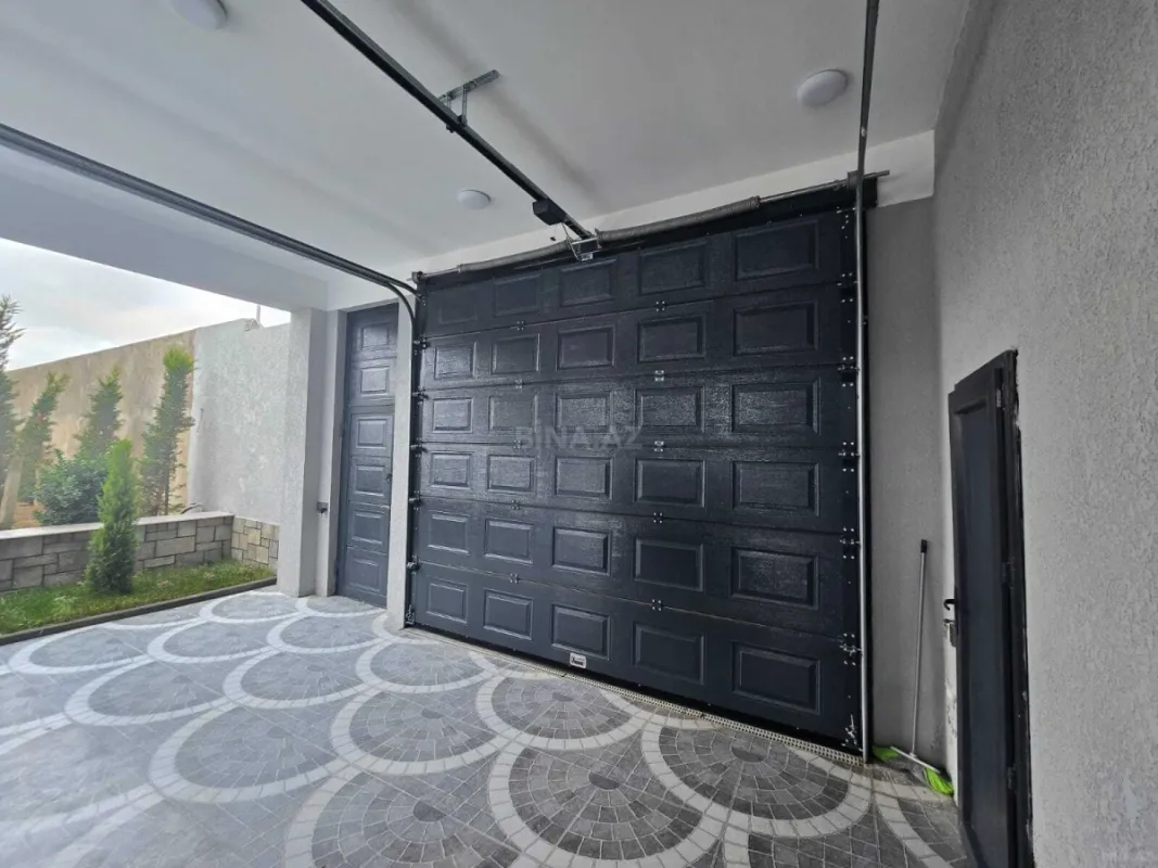 Satılır 5 otaqlı həyət evi 250 m²