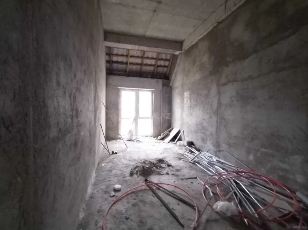 Satılır 3 otaqlı mənzil 125 m²