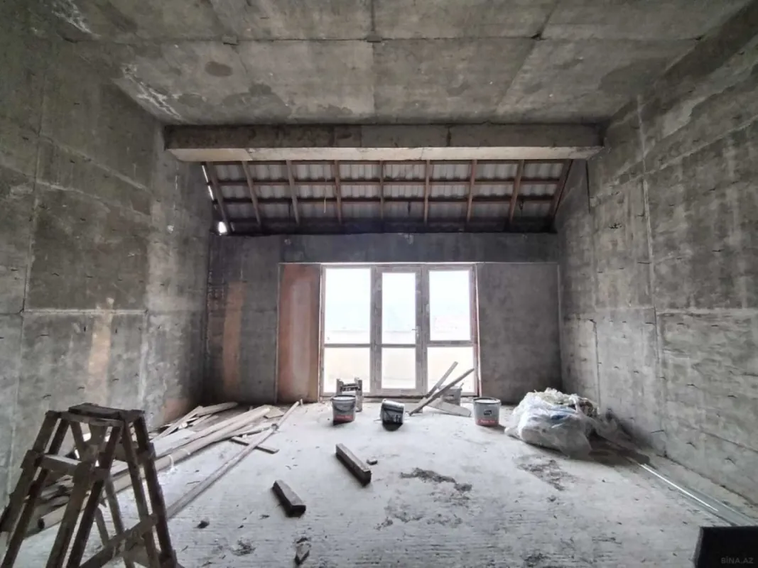 Satılır 3 otaqlı mənzil 125 m²