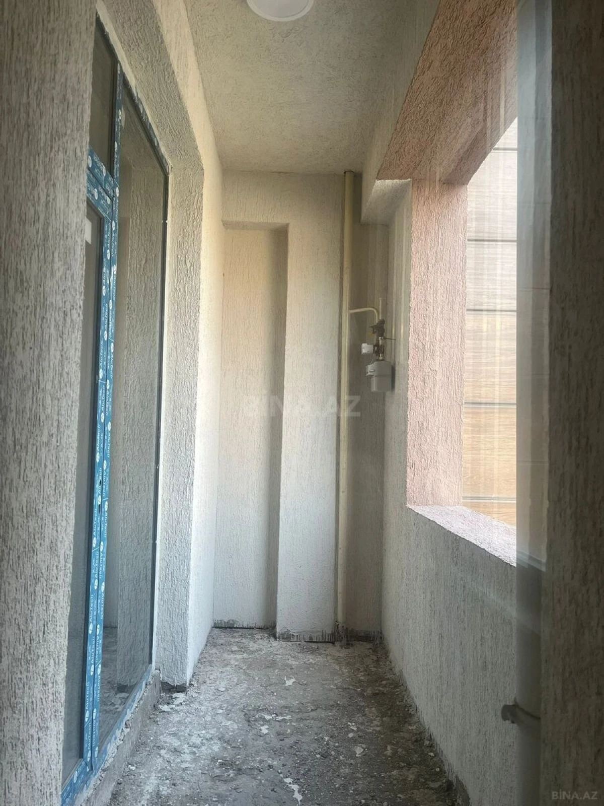 Satılır 2 otaqlı mənzil 77 m²