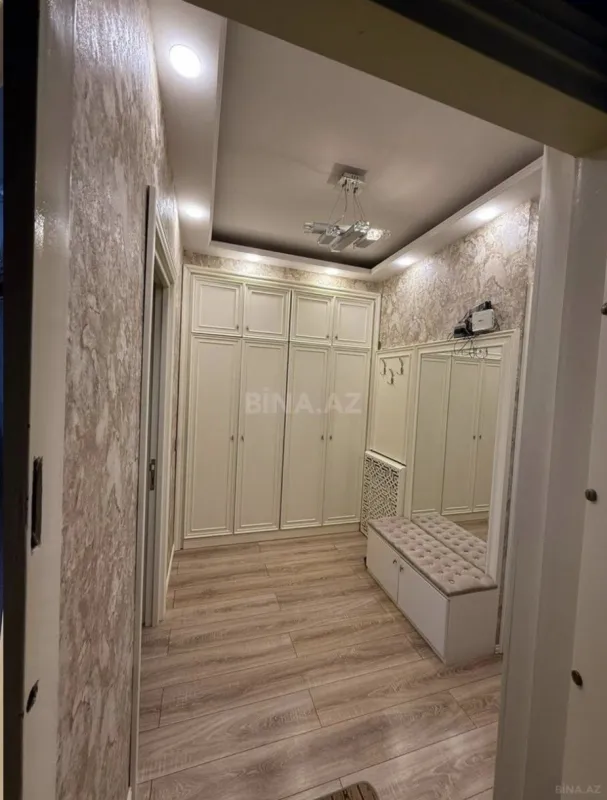 Satılır 3 otaqlı mənzil 70 m²