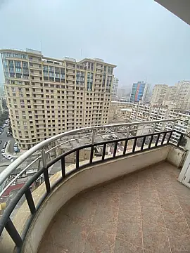 Kirayə verilir 3 otaqlı ofis 160 m²