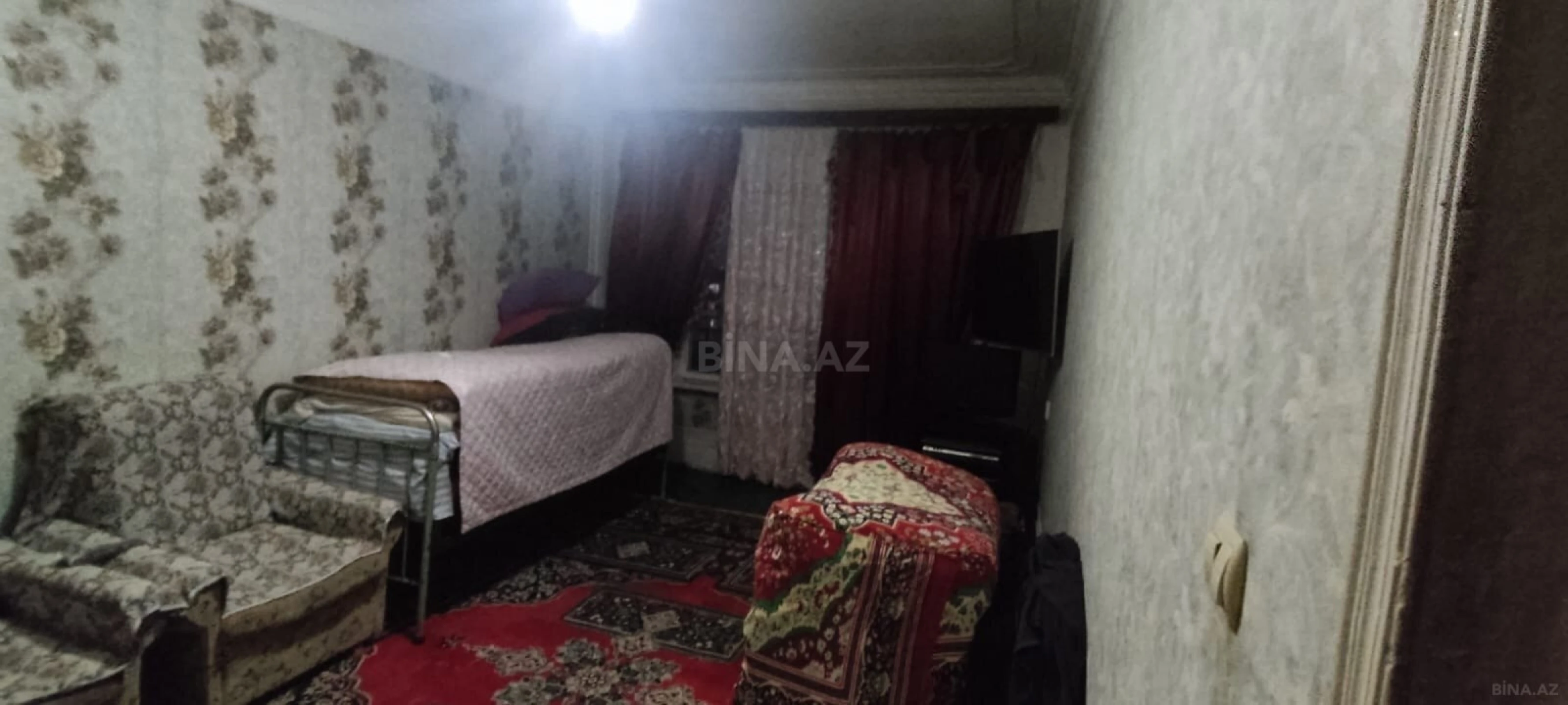 Satılır 5 otaqlı mənzil 120 m²