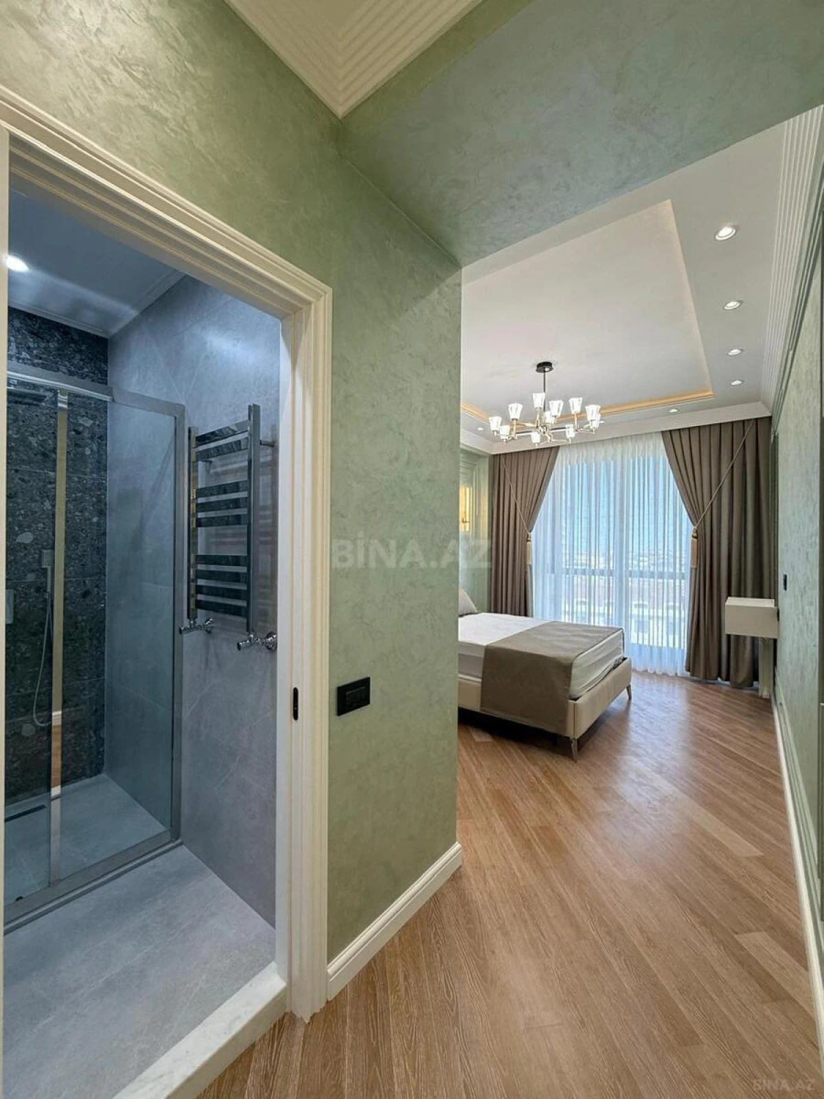 Satılır 3 otaqlı mənzil 104 m²