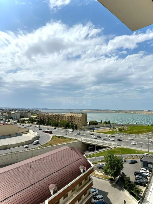 Satılır 3 otaqlı mənzil 104 m²