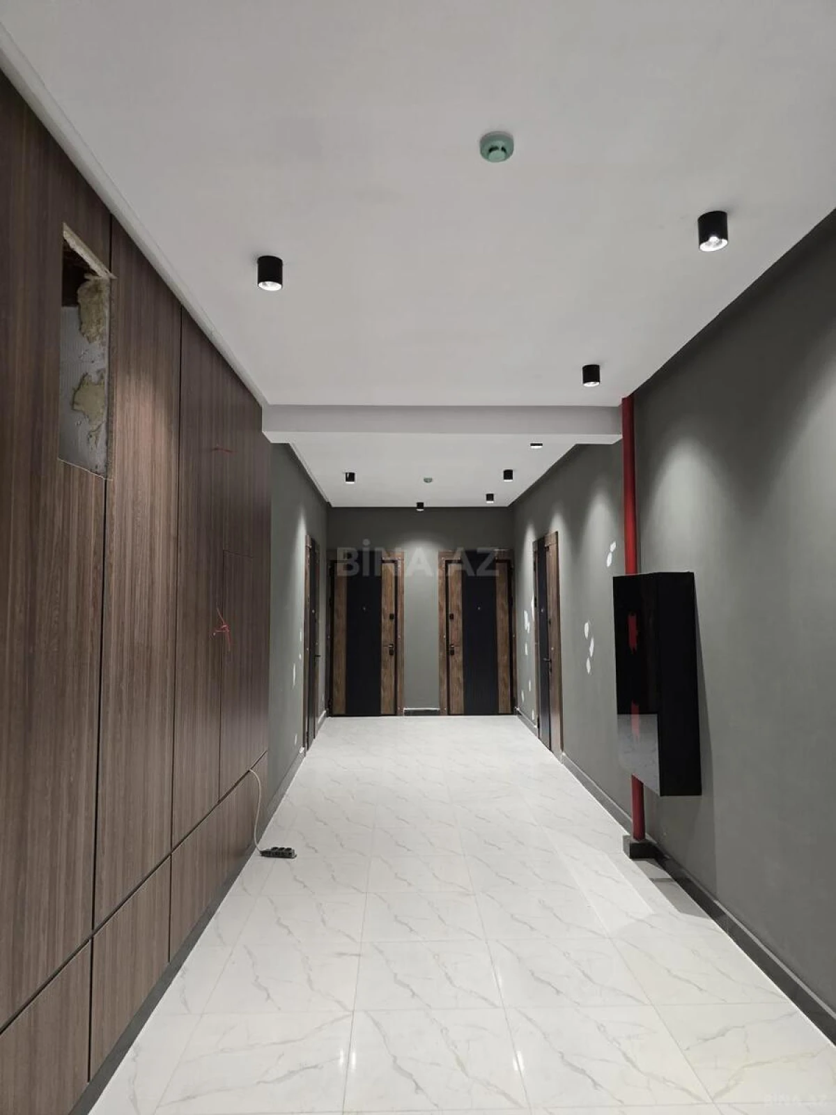 Satılır 3 otaqlı mənzil 104 m²