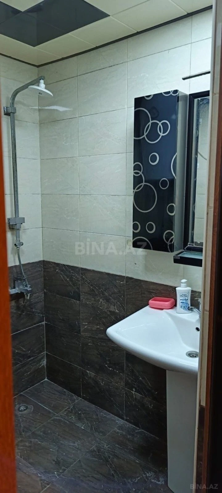 Kirayə verilir 3 otaqlı mənzil 70 m²