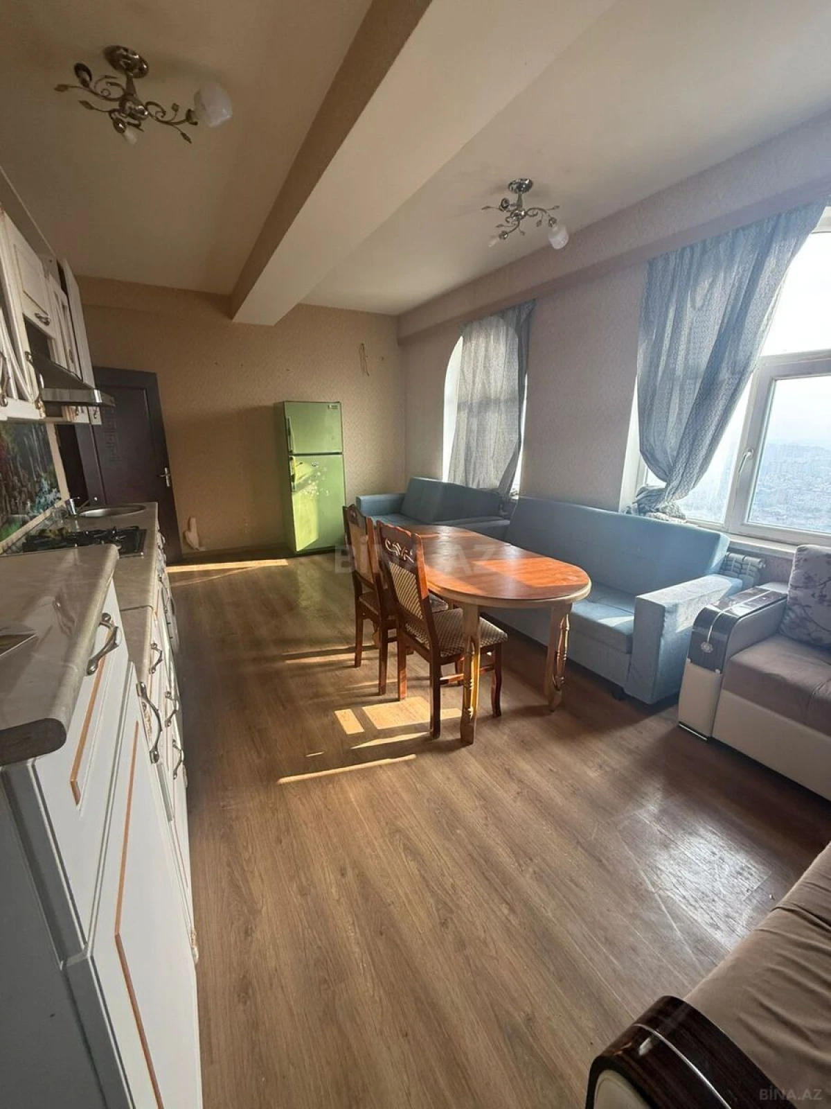 Kirayə verilir 2 otaqlı mənzil 60 m²