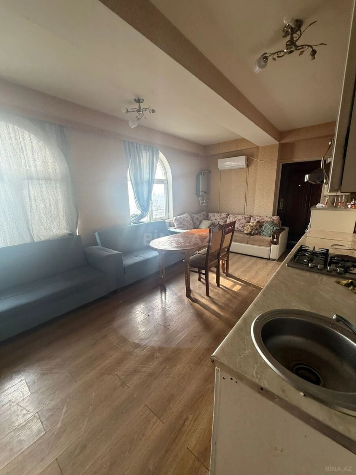 Kirayə verilir 2 otaqlı mənzil 60 m²