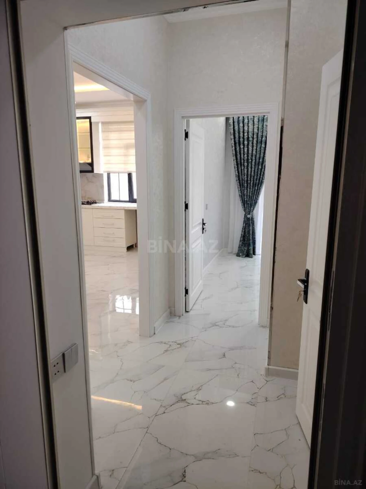 Satılır 2 otaqlı mənzil 50 m²