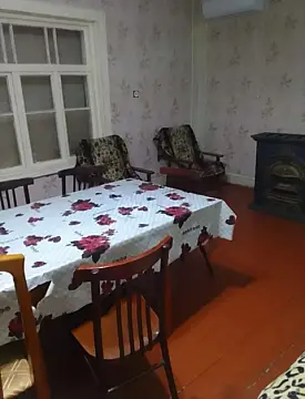 Satılır 5 otaqlı həyət evi 140 m²