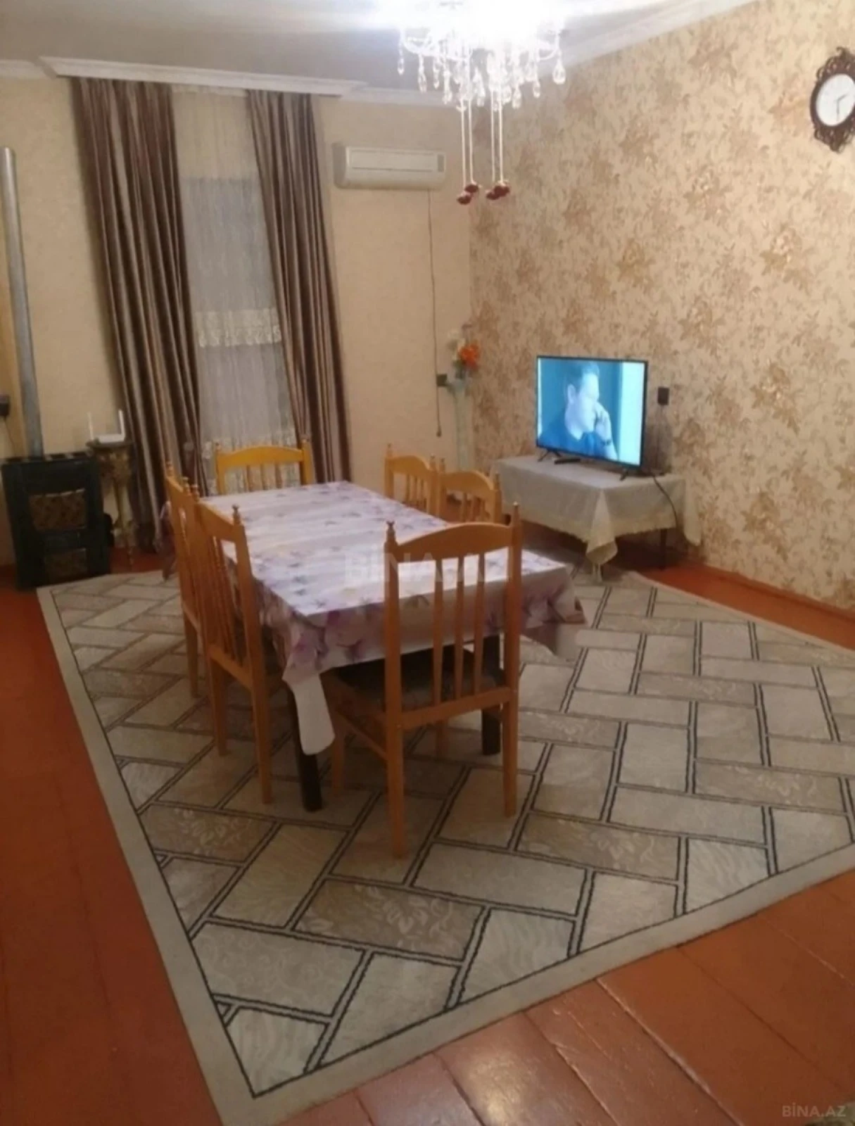 Satılır 5 otaqlı həyət evi 140 m²