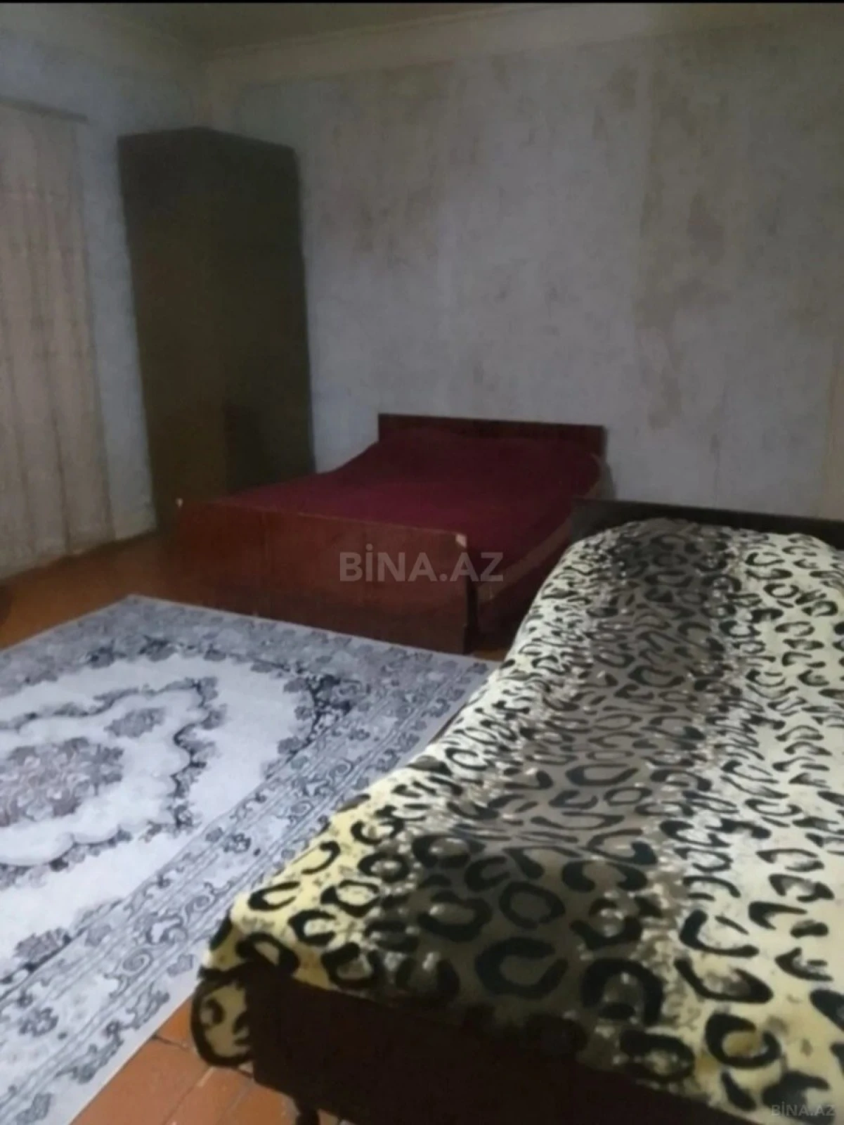 Satılır 5 otaqlı həyət evi 140 m²