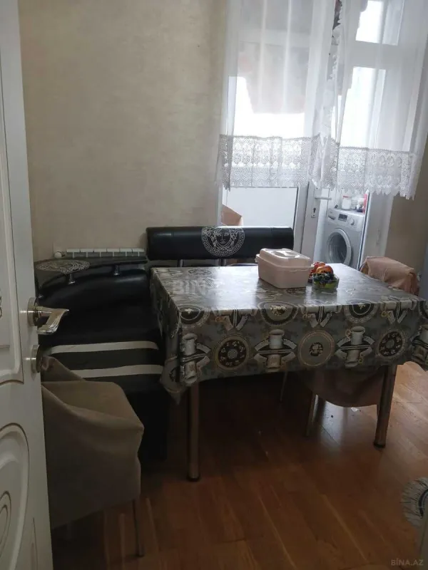 Kirayə verilir 2 otaqlı mənzil 60 m²