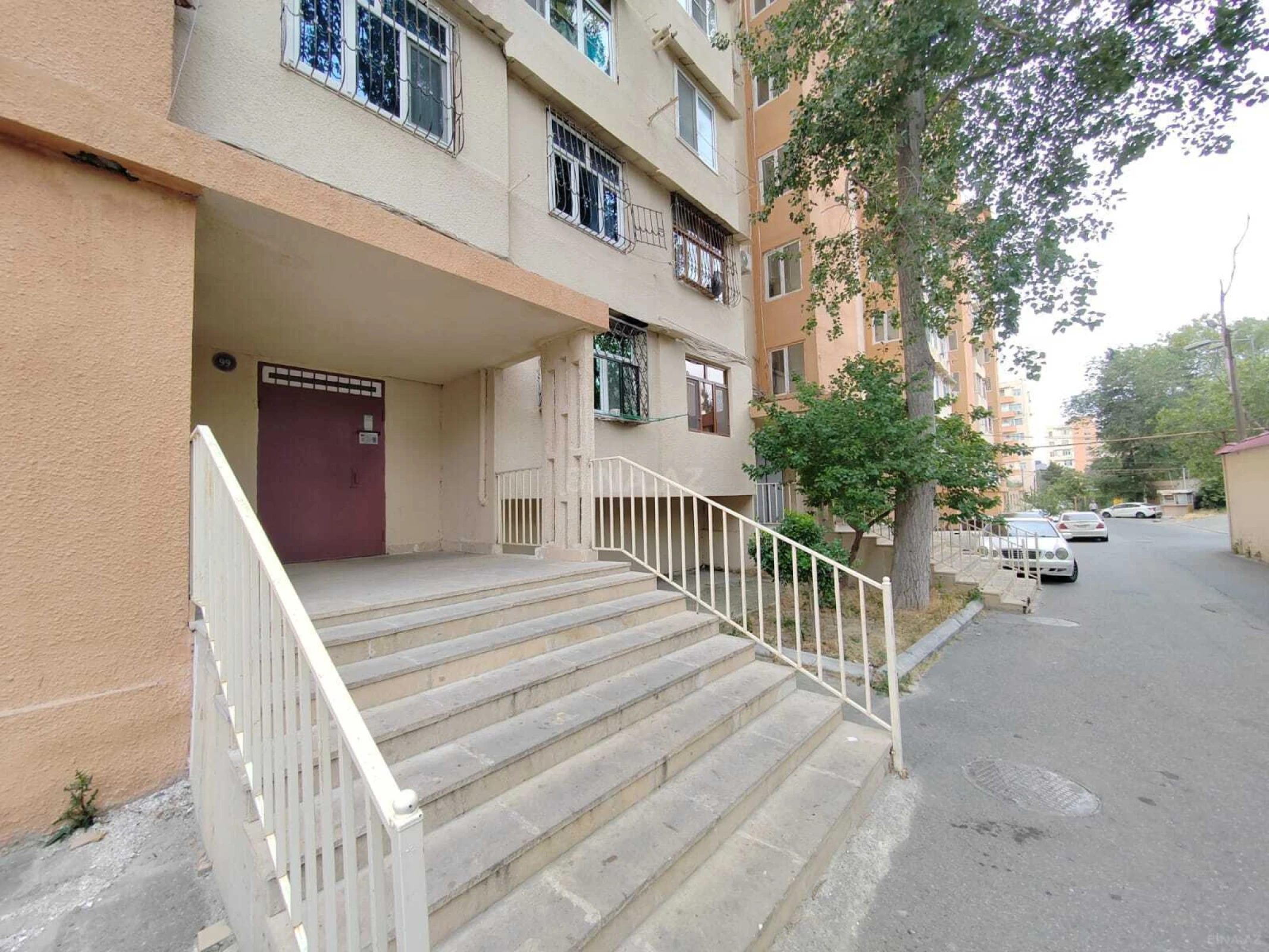 Satılır 2 otaqlı mənzil 60 m²