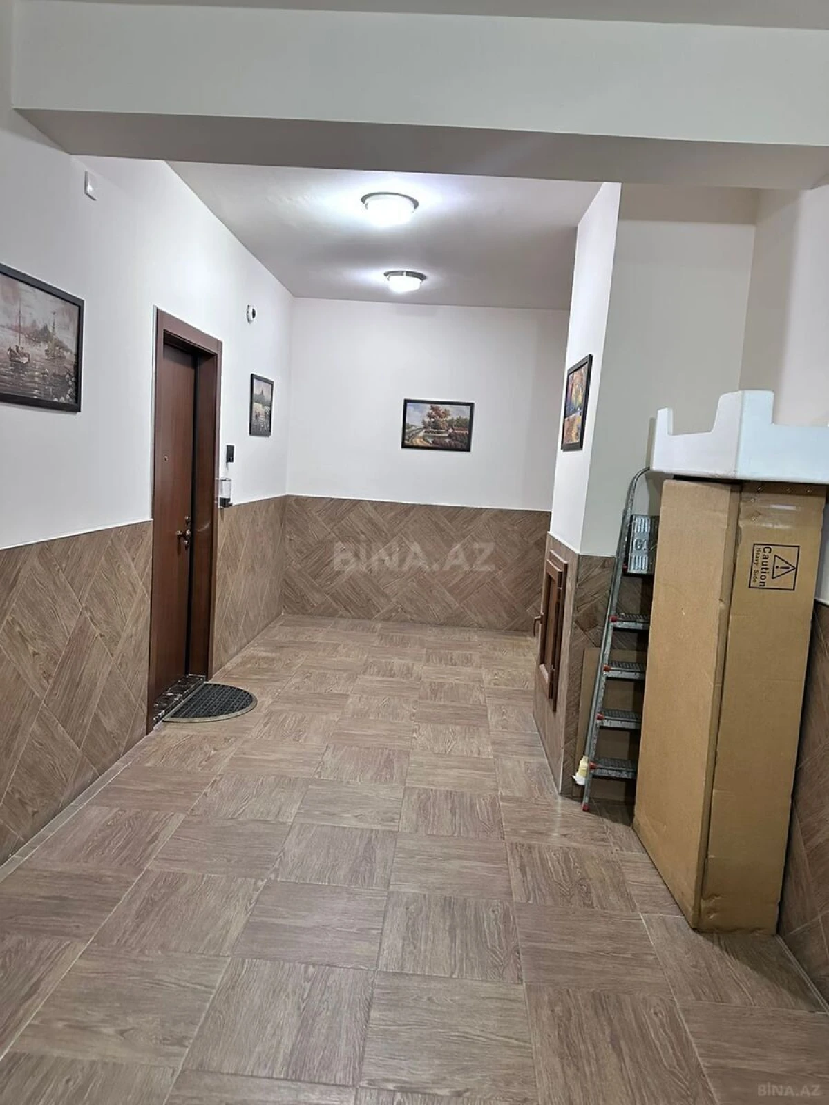 Satılır 3 otaqlı mənzil 95 m²