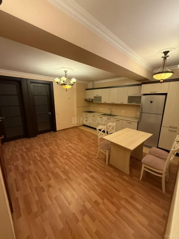 Kirayə verilir 3 otaqlı ofis 80 m²