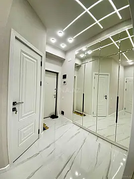 Satılır 2 otaqlı mənzil 70 m²