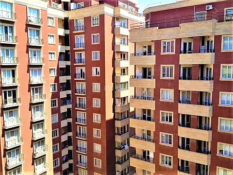 Kirayə verilir 4 otaqlı mənzil 230 m² — Bakı, İnşaatçılar 4 otaq 230.00 m²