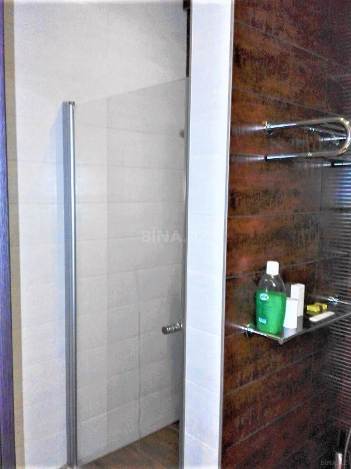 Kirayə verilir 4 otaqlı mənzil 230 m²