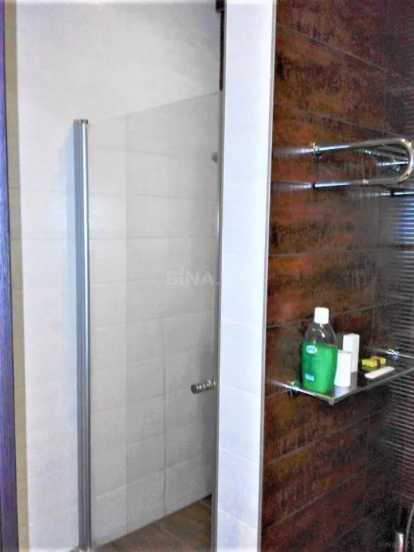 Kirayə verilir 4 otaqlı mənzil 230 m²