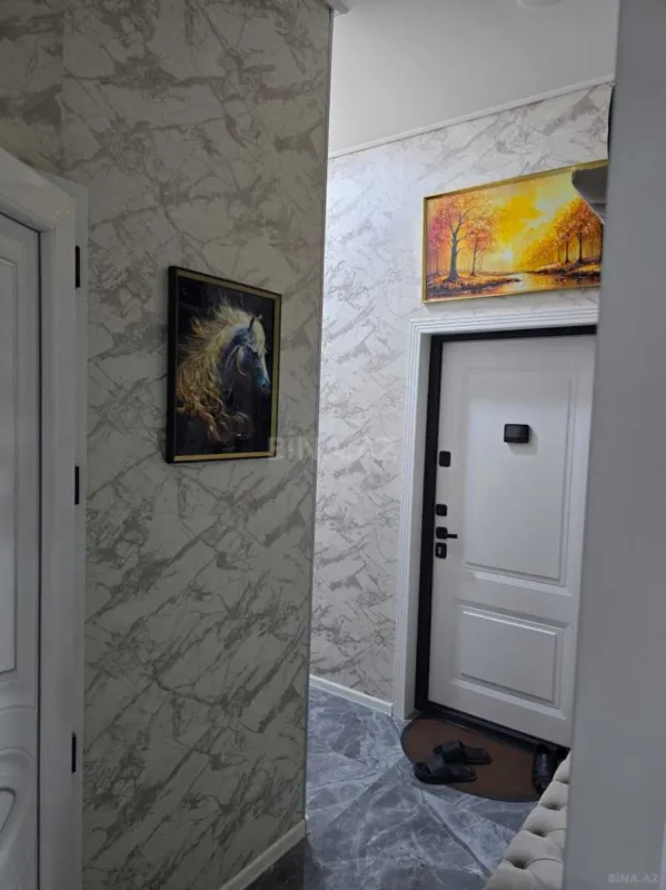 Satılır 2 otaqlı mənzil 61 m²