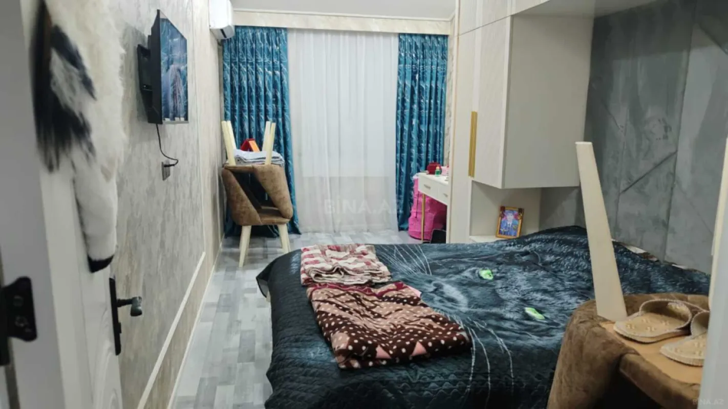 Satılır 2 otaqlı mənzil 61 m²