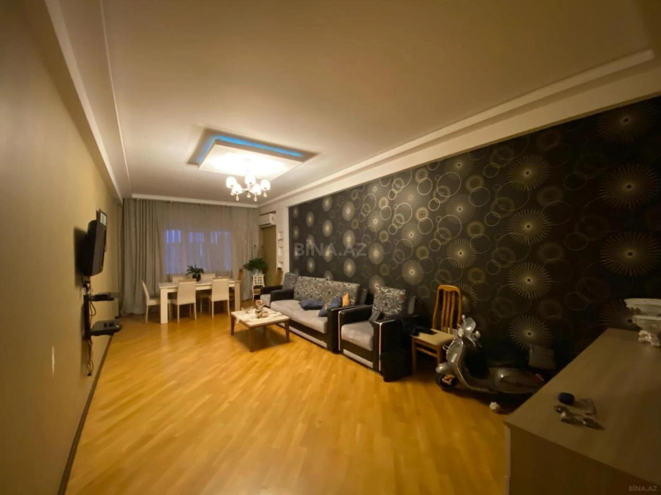 Satılır 2 otaqlı mənzil 75 m²