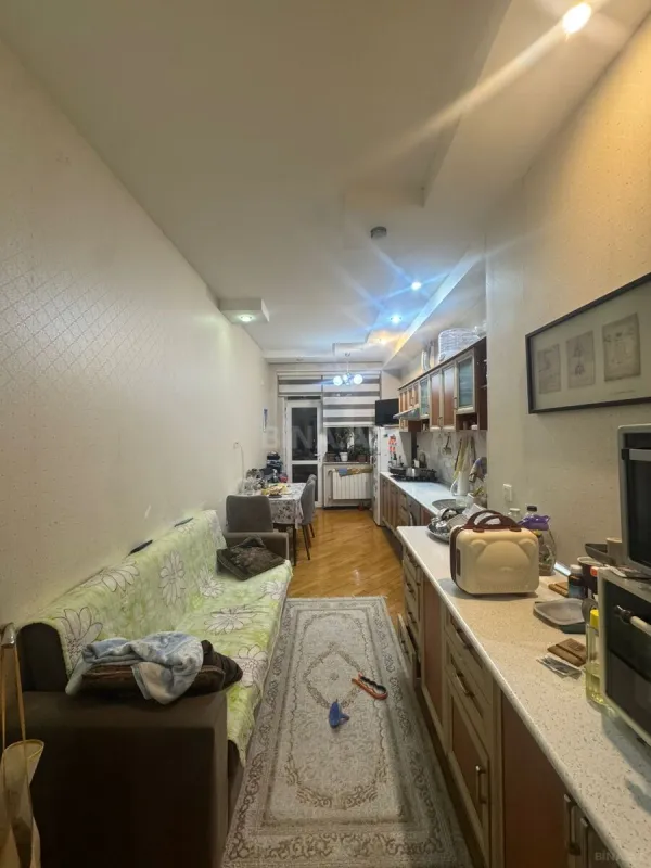 Satılır 2 otaqlı mənzil 75 m²