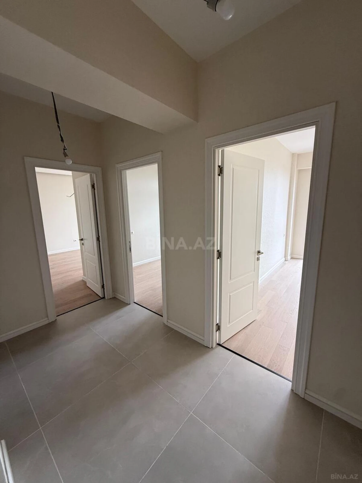 Satılır 3 otaqlı mənzil 71 m²