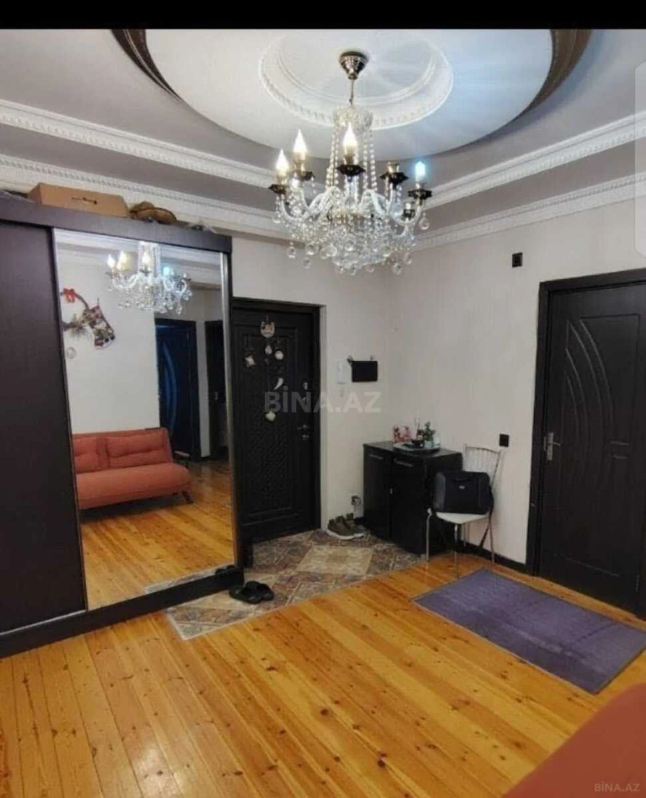 Satılır 3 otaqlı mənzil 122 m²