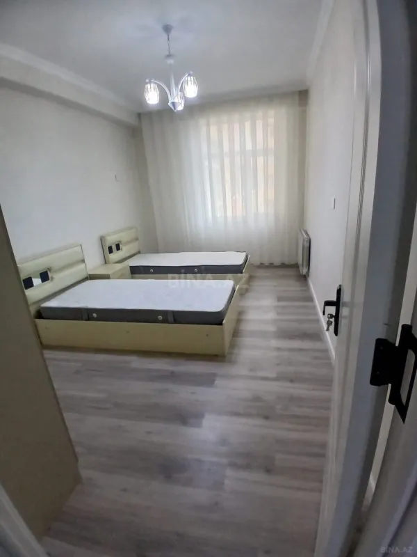 Kirayə verilir 3 otaqlı mənzil 114 m²