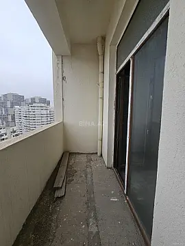 Satılır 3 otaqlı mənzil 131 m²