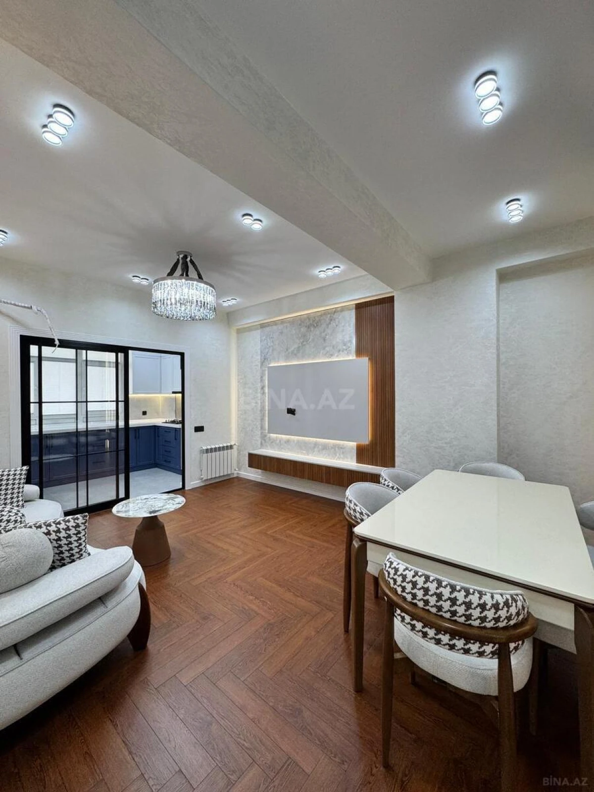 Satılır 3 otaqlı mənzil 96 m²